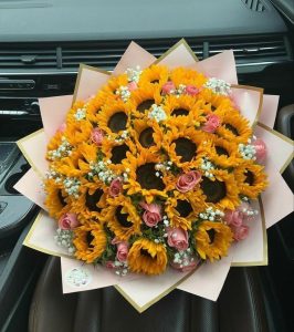 BUCHON 25 GIRASOLES 25 ROSAS