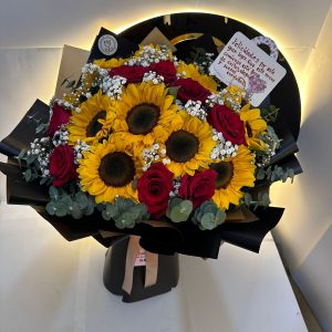 BUCHON 12 GIRASOLES 10 ROSAS
